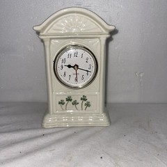 Watervale Parian China Quartz Clock Porcelain Shammrocks – UNTESTED