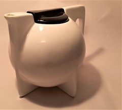 BAUHAUS MOVEMENT vtg modernist design table art sculpture teapot pop black white