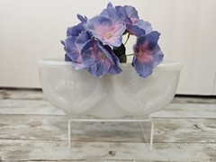 AKRO AGATE White Swirl Slag Glass Daffodil planter trinket dish catchall floral