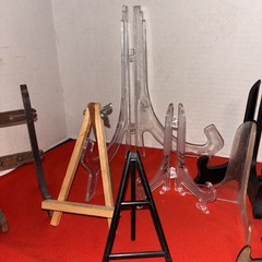 MIXED LOT 10 Vintage . PLATE / PICTURE STANDS EASELS 6 WOOD 4 PLASTIC