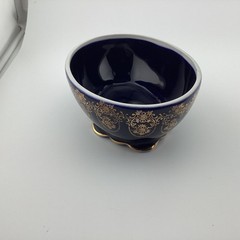 Limoges Castel Oval Trinket box with 22K Gold Design, made in France