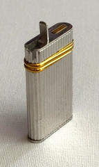 Antique Rare Must de Cartier Paris 1989 Pillendose/Pill Box Steel gilded