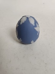 VTG PARIAN STYLE EGG Franklin Mint Collector’s Treasury Wedgewood Blue White
