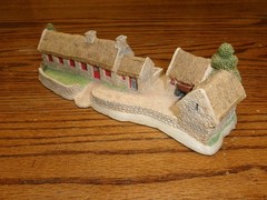 The Irish Heritage Collection Kennedy Homestead Made in Ireland Resin