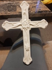 Lenox Classic Lily Cross With Gold Trim * 8.75″ X 6.5″