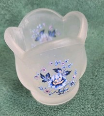 Vtge Westmoreland Glass Footed Frosted China Rose Trinket Dish + Candle Holder