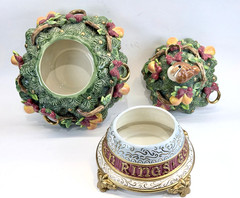 2000 Fitz and Floyd “5 Golden Rings” 12 Days of Christmas Tree Lidded Box