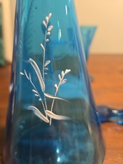 Antique Victorian Mary Gregory Style Glass Decanter w/ Stopper & 2 Glasses