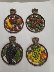“Vintage 1975 Sexton USA, Metal Fruit Wall Plaques Set of 4