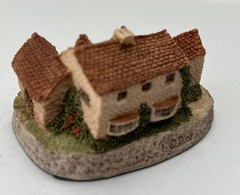 SIGNED David Winter DISPLAY COLLECTION: Cotswold Farmhouse Tiny Series