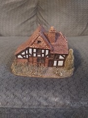 Oak Lodge By Lilliput Lane Miniature House Handmade In Cumbria United Kingdom