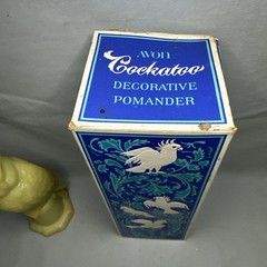 NOS Avon 1972 Cockatoo Decorating Pomander Original Packaging