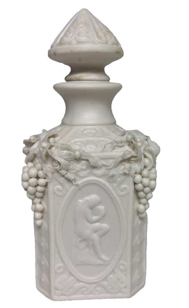 Parian Square Decanter – Four Vignettes, with Grapes