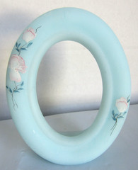 Vintage Fenton Glass Blue Satin Cameo 4.5″ OVAL PICTURE FRAME, Signed S. Kirby