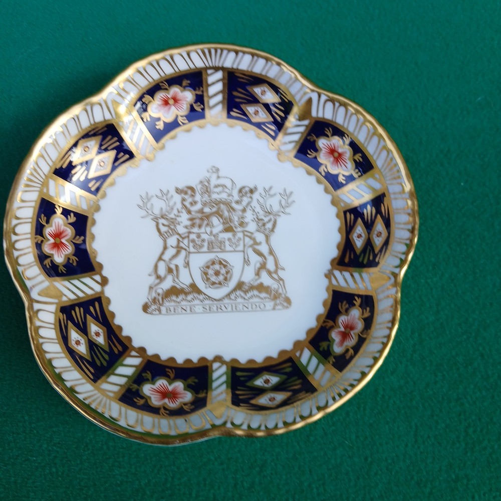 Commemorative Dish 2451 Traditional Imari Pattern Derby Building Society Ltd Ed
