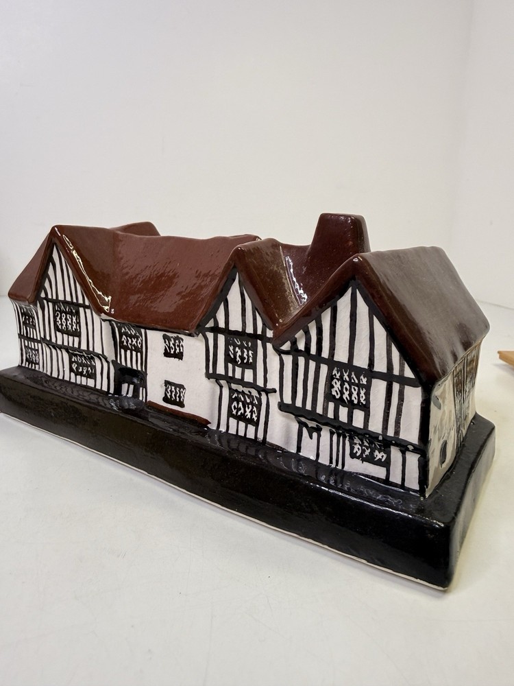 Mudlen End Studio Felsham Suffolk Pottery Miniature House THE SWAN AT LAVENHAM