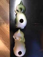 2- Vintage Cats Green & Yellow Ceramic McCoy Shawnee Hall Unknown