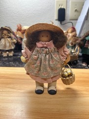 Lot of 9 vintage ladie and friends collectible folk art 1980-1990’s