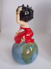 Wade Betty Boop Top of the World LE of 2000 with COA (un-numbered) Boxed C&S