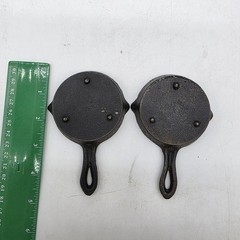 Lot Of 2 Miniature Cast Iron Skillet Trivets Lobster Light House Nautical Decor