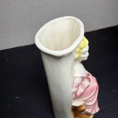 Vintage 7 Inch Decorative ￼orcelain Vse