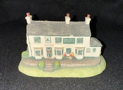 THE IRISH HERITAGE COLLECTION SHAMROCK INN No. 58/1000, © I.H.C. 1991