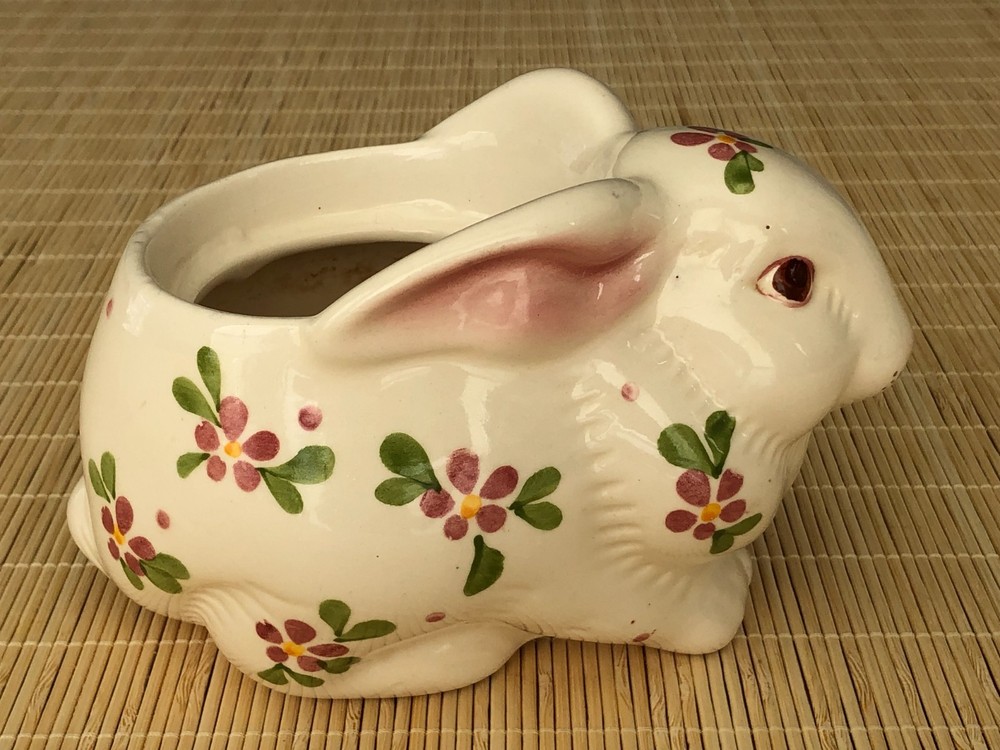 Avon BUNNY CERAMIC PLANTER Candle Holder Hand Painted Brazil Easter VTG