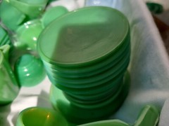 1930’s AKRO AGATE GLASS TOY 5 CUPS 5 SAUCERS PLATE JADE GREEN JADEITE JADITE