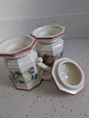 AVON Sweet Country Harvest Creamer & Covered Sugar