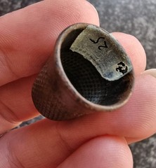 Post Medieval Thimble Antique Metal Detecting Find 21x17mm (19)