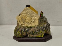 Vintage Irish Cottage Music Box Galway Bay Dancing Man & Woman Ireland Working