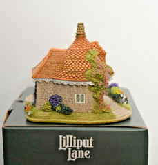 Lilliput Lane Collectibles With Thanks. Mint in original box with deed.