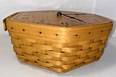 Longaberger Hexagon Clock Basket Artisan Signed No Writing on Face RARE 1997 USA