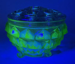 Vintage Green Uranium Glass Diamond Point Footed Dish w Clear Flower Frog Insert