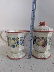 AVON Sweet Country Harvest Creamer & Covered Sugar