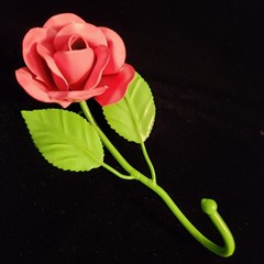 VTG Toleware Metal Pink Matte Rose Wall Hook Made in Italy 5.5″ Length