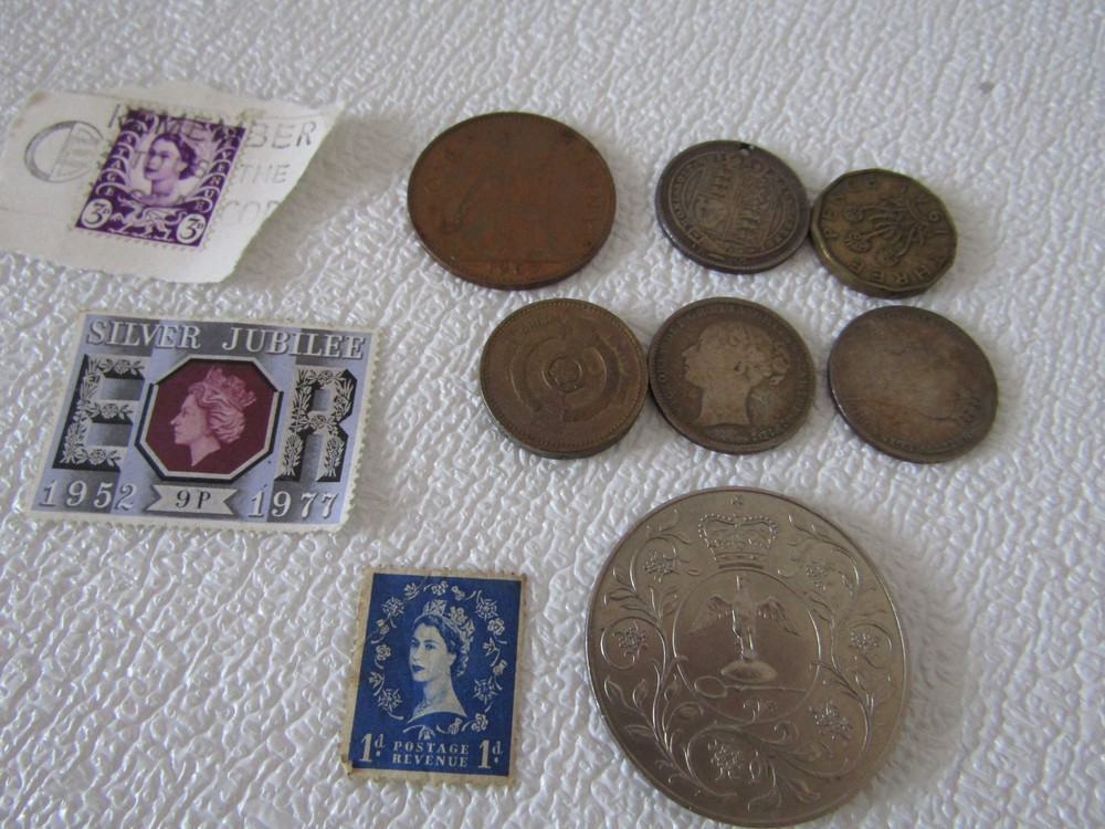 Vintage coins & Stamp bundle 1941 Three Pence Coin 1977 queen jubilee Collectors