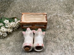 3″ Vintage Two Pigs in a Pen – Salt and Pepper Shaker Made in Occupied Japan