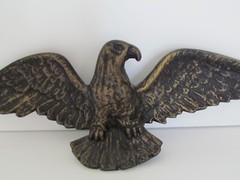 Vintage Cast Aluminum Eagle – Very Good Condition, Pre-Owned