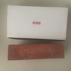 SUPREME Red Clay Debossed Box Logo Brick FW 2016 Original Packaging NEW