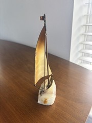 SIGNED DEMOTT NAUTICAL SAILBOAT SCULPTURE CALIFORNIA USA ONYX BRASS-8.5”