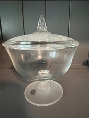 Vintage Avon Lead Crystal HUMMINGBIRD Pedestal Candy Dish with Lid