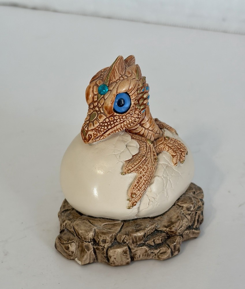 1984 Windstone Editions Brown Hatching Baby Dragon Figurine ~ M. Peña. Nestling