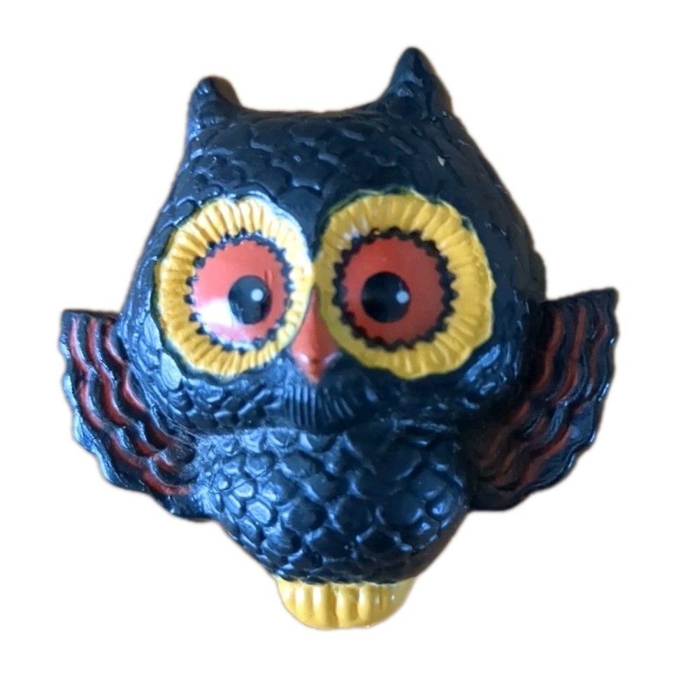 Vintage Hallmark Halloween Black Owl Holiday Pin