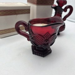 Vtg Avon Cape Cod Collection 1876 Ruby Red Glass Sugar Bowl, Creamer & Gruet Lot