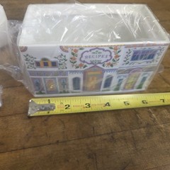 The Lenox Village 1994 Recipe Box no cards New In Original Packaging