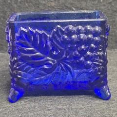 Vtg Boyd Glass Cobalt Blue Footed Playing Card/Cigarette Holder Green Glow