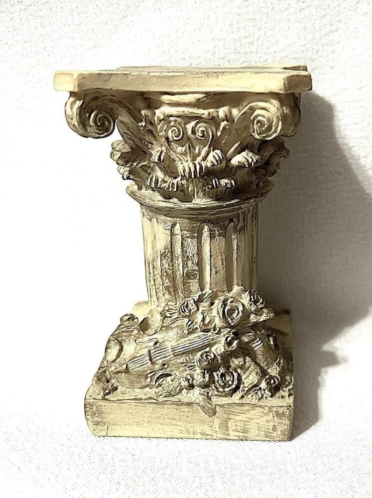 MINIATURE VINTAGE PEDESTAL DISPLAY STAND FOR SMALL KNICK KNACKS 4.5″ X 2.5″