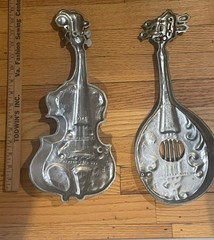 Sexton Co. USA Metal Violin Mandolin 1975 VTG Music Wall Decor Made in USA