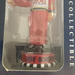 Forever Collection Jeff Gordon Bobble Head Legends of the Track Limited Edition.